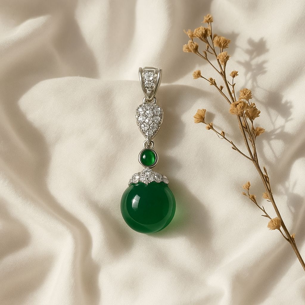 Green Onyx & CZ Silver Pendant – Natural Elegance